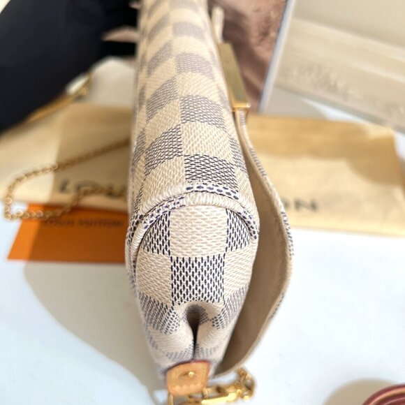 Authentic Louis Vuitton Favorite PM Azue Damier Crossbody Clutch Bag B0698 - Picture 10 of 16